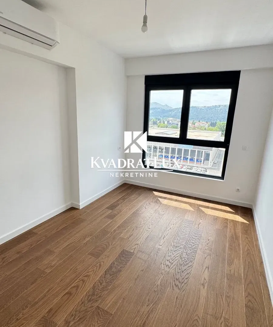 Sale, two bedroom apartment, 70m², Centar, Bar