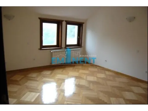 Izdavanje, stan, 300m², Savski Venac, Beograd - image 13