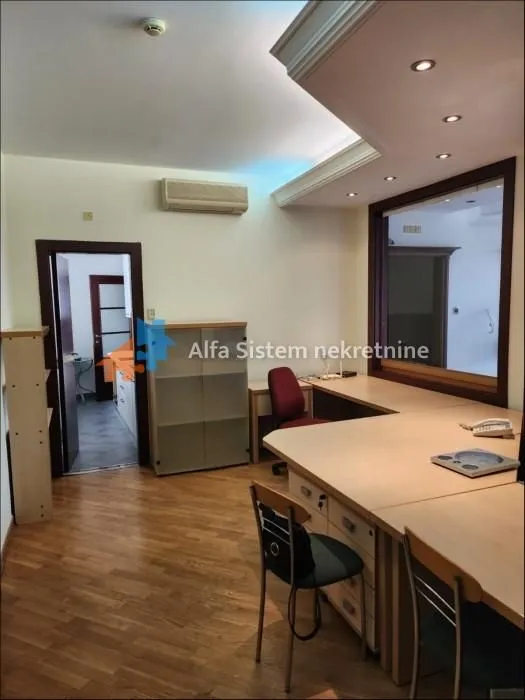 Rent, office space, 300m², Bezanijska Kosa 1, Bežanijska Kosa Sve Podlokacije