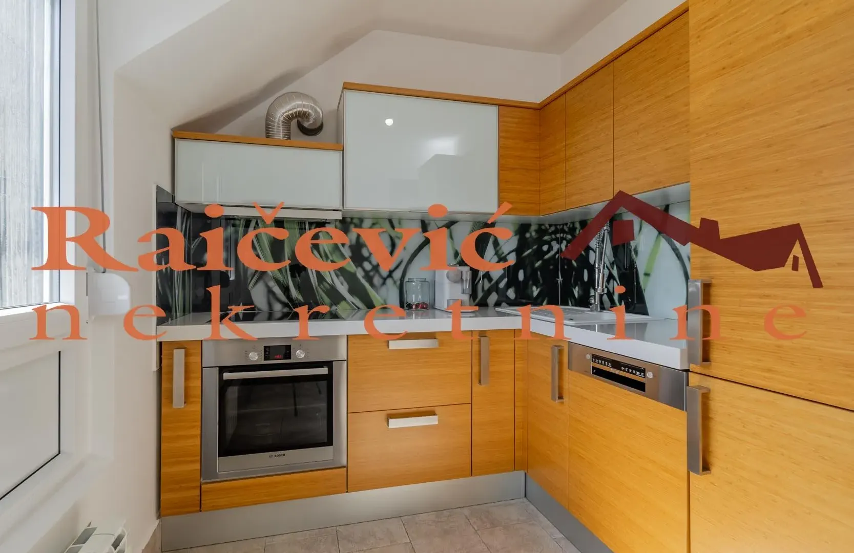 Prodaja, četvorosoban stan, 132m², Voždovac Sve Podlokacije, Beograd