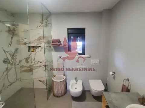 Prodaja, kuća, 234m², Granice, Mladenovac - image 18