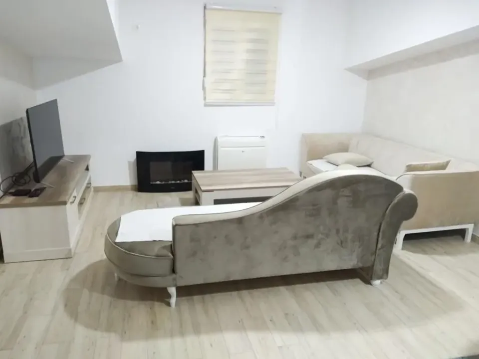 Rent, three bedroom apartment, 145m², Podgorica, Crna Gora