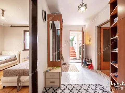 Sale, house, 153m², Tivat, Crna Gora - image 22