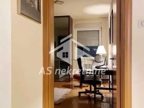 Izdavanje, trosoban stan, 95m², Autokomanda, Voždovac Sve Podlokacije - image 17