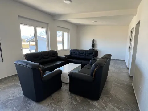 Rent, two bedroom apartment, 90m², Tomba, Bar - image 2