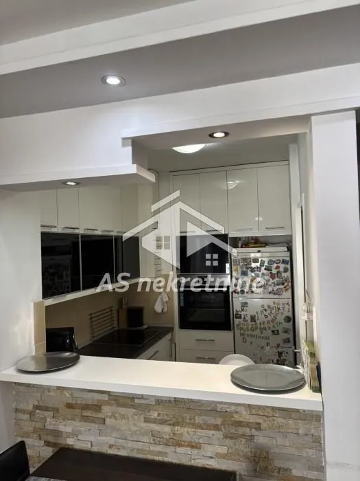 Izdavanje, stan, 42m², Novi Beograd Blok 72, Novi Beograd Sve Podlokacije
