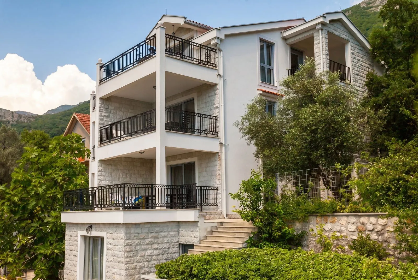Prodaja, trosoban stan, 82m², Risan, Kotor