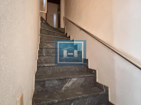 Sale, house, 228m², Jagodina, Srbija - image 14