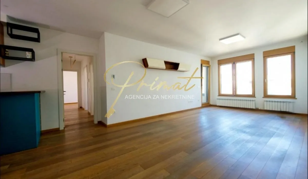 Prodaja, četvorosoban stan, 106m², Novi Beograd Blok 65, Novi Beograd Sve Podlokacije