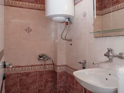 Sale, two bedroom apartment, 63m², Petrovac, Budva - image 10