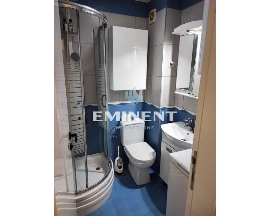 Rent, two bedroom apartment, 42m², Crveni Krst, Beograd