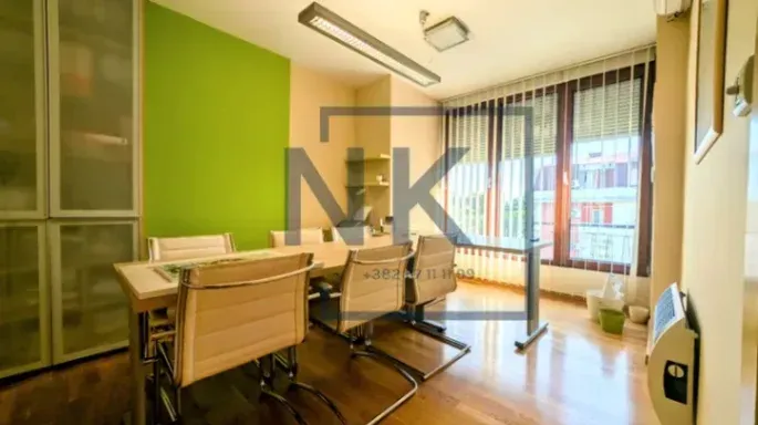 Izdavanje, poslovni prostor, 40m², Preko Morače, Podgorica