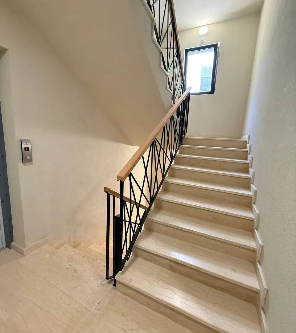 Prodaja, jednosoban stan, 46m², Centar, Budva
