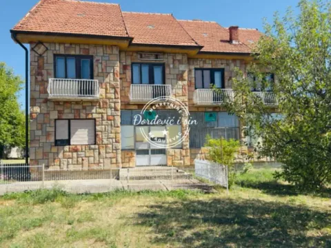 Sale, house, 262m², Desimirovac, Kragujevac - image 2