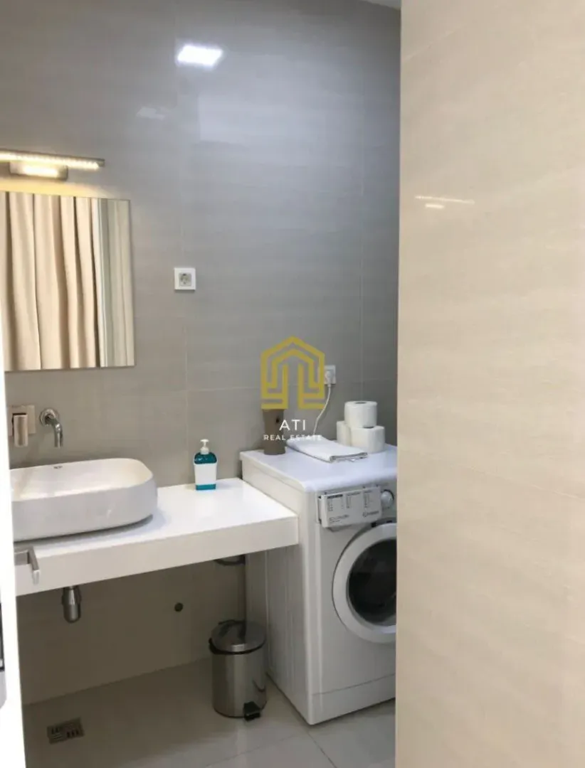 Prodaja, dvosoban stan, 65m², Bečići, Budva