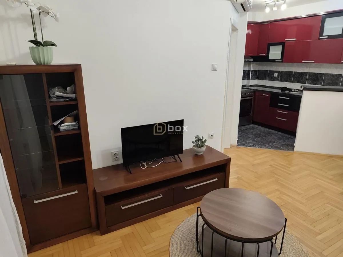 Izdavanje, jednosoban stan, 42m², Medijana, Niš