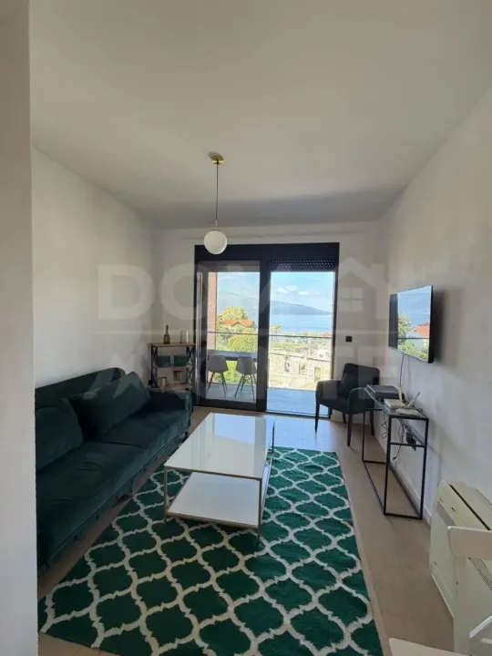 Rent, two bedroom apartment, 50m², Tivat, Crna Gora