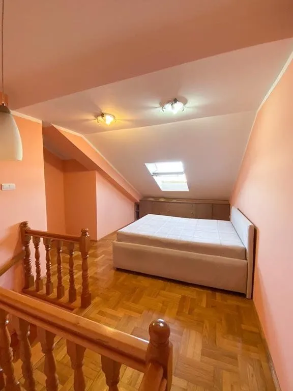 Izdavanje, jednosoban stan, 50m², Ljubović, Podgorica