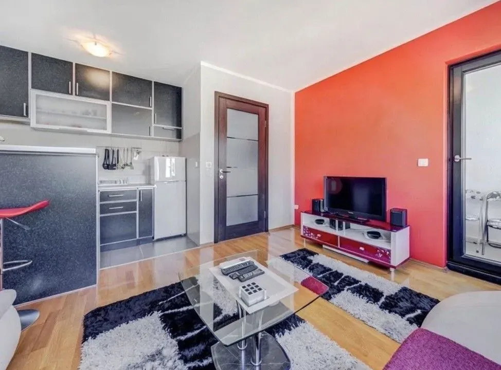 Prodaja, stan, 28m², Blok 9, Podgorica