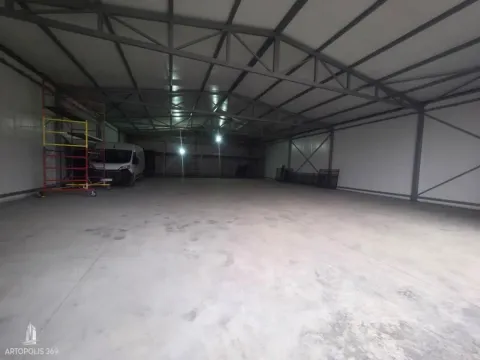 Izdavanje, poslovni prostor, 450m², Leštane, Grocka - image 16