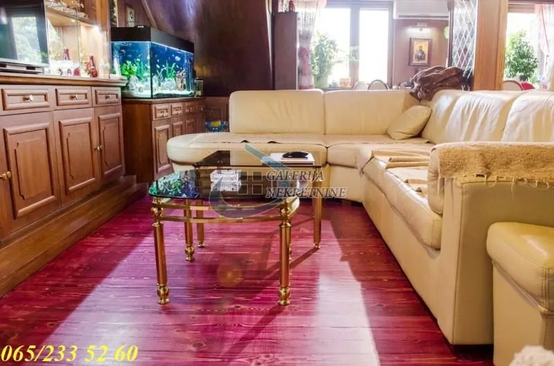 Sale, four bedroom apartment, 142m², Zemun Centar, Zemun Sve Podlokacije