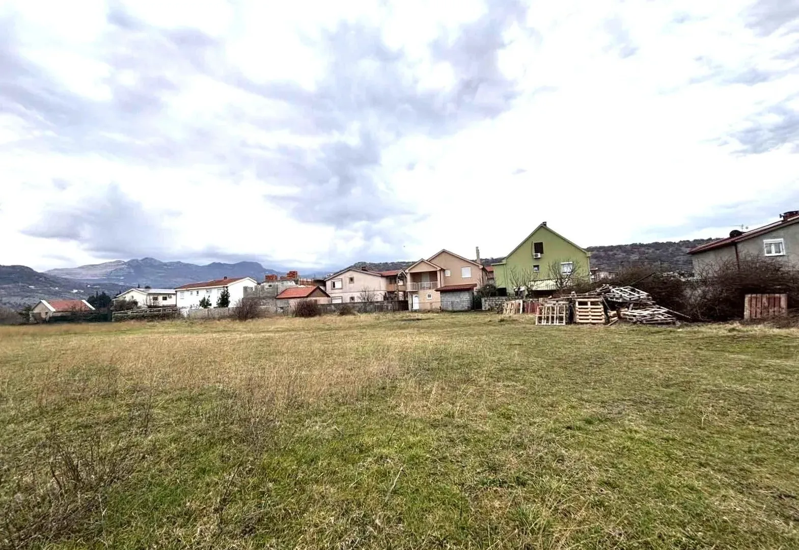 Prodaja, plac, 541m², Murtovina, Podgorica