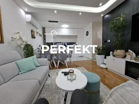 Prodaja, trosoban stan, 75m², Centar, Pančevo - image 5