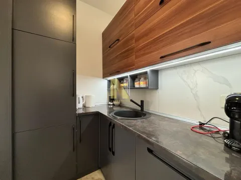 Prodaja, stan, 145m², Sremska Kamenica, Petrovaradin - image 23