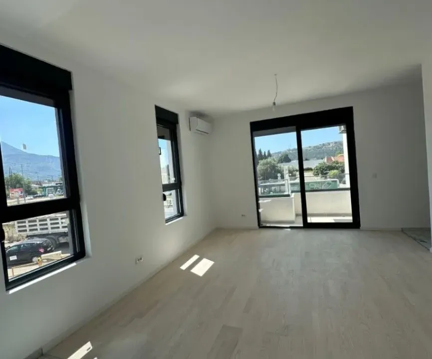 Prodaja, jednosoban stan, 47m², Bjeliši, Bar