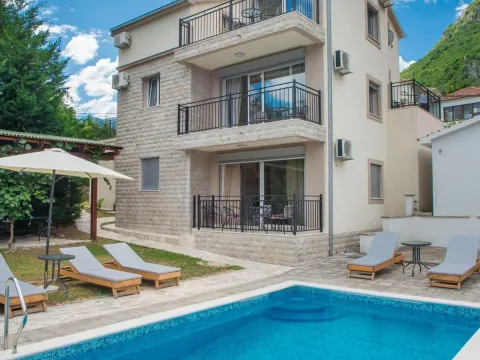 Prodaja, kuća, 350m², Stoliv, Kotor - image 32