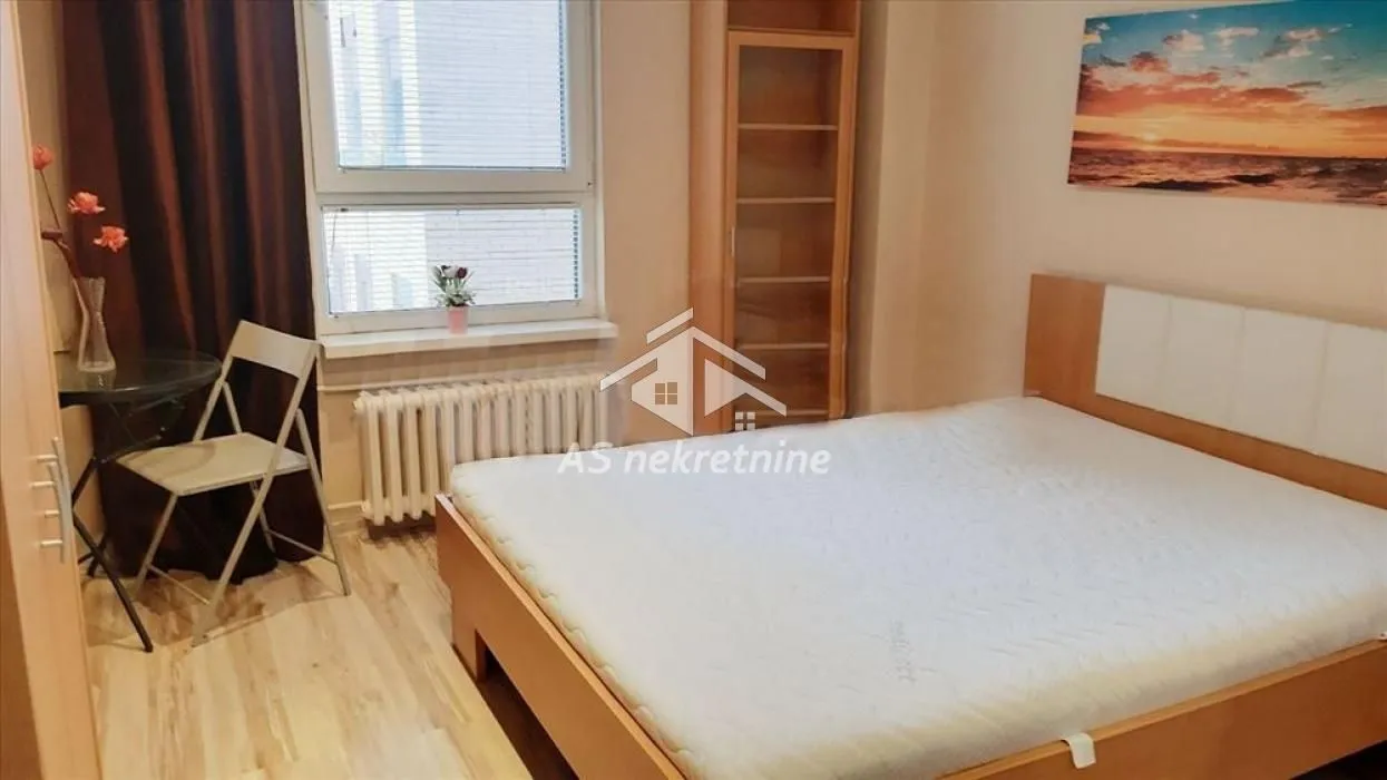 Izdavanje, dvosoban stan, 58m², Crveni Krst, Beograd