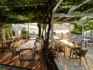 Prodaja, ugostiteljski objekat, 274m², Donja Lastva, Tivat - image 1