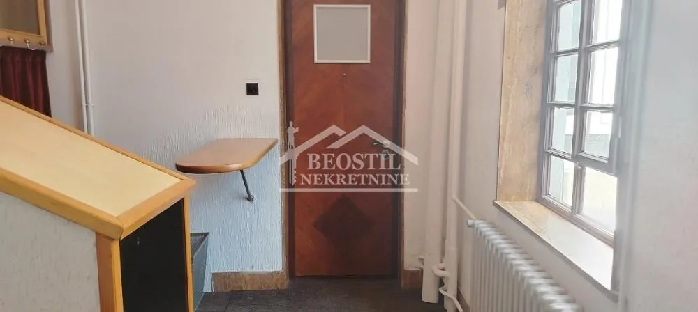 Rent, office space, 175m², Stari Grad, Beograd