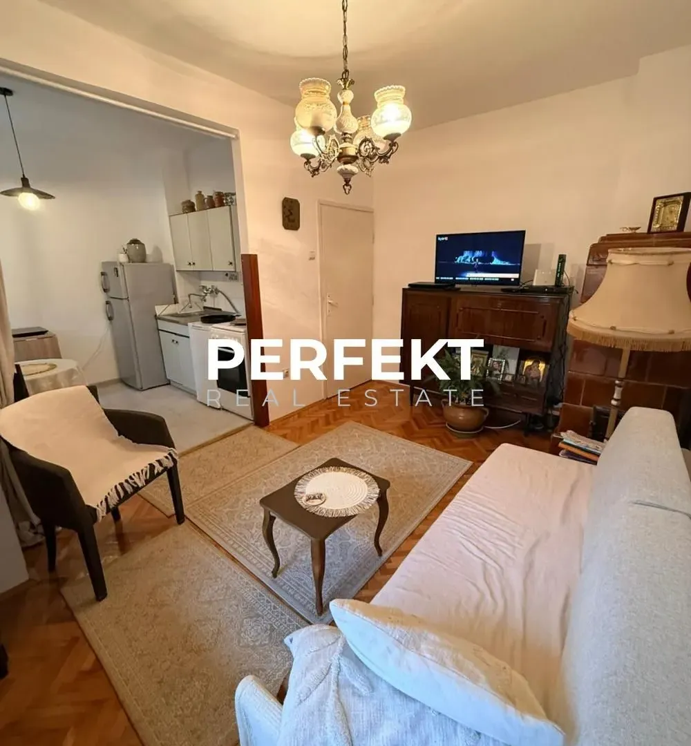 Prodaja, dvosoban stan, 42m², Bele Vode, Beograd