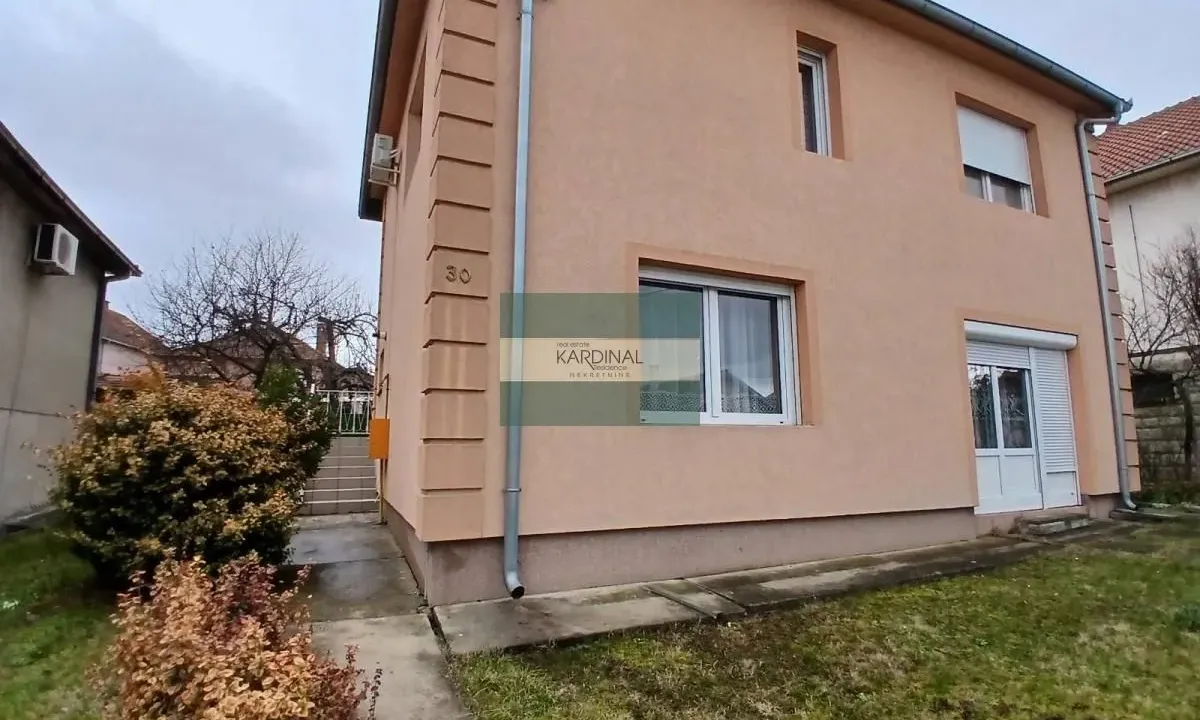 Sale, house, 150m², Grošnica, Kragujevac
