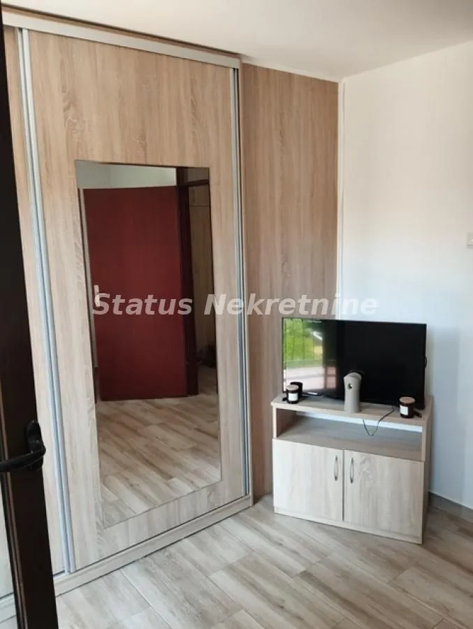 Izdavanje, jednosoban stan, 34m², Novo naselje, Novi Sad