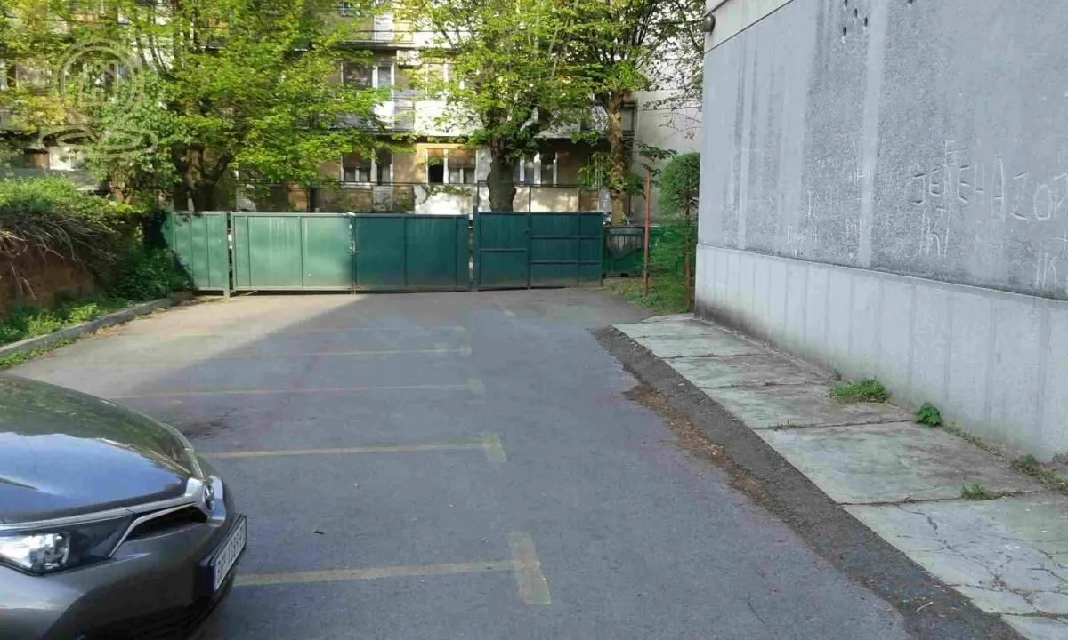 Sale, two bedroom apartment, 70m², Voždovac Sve Podlokacije, Beograd