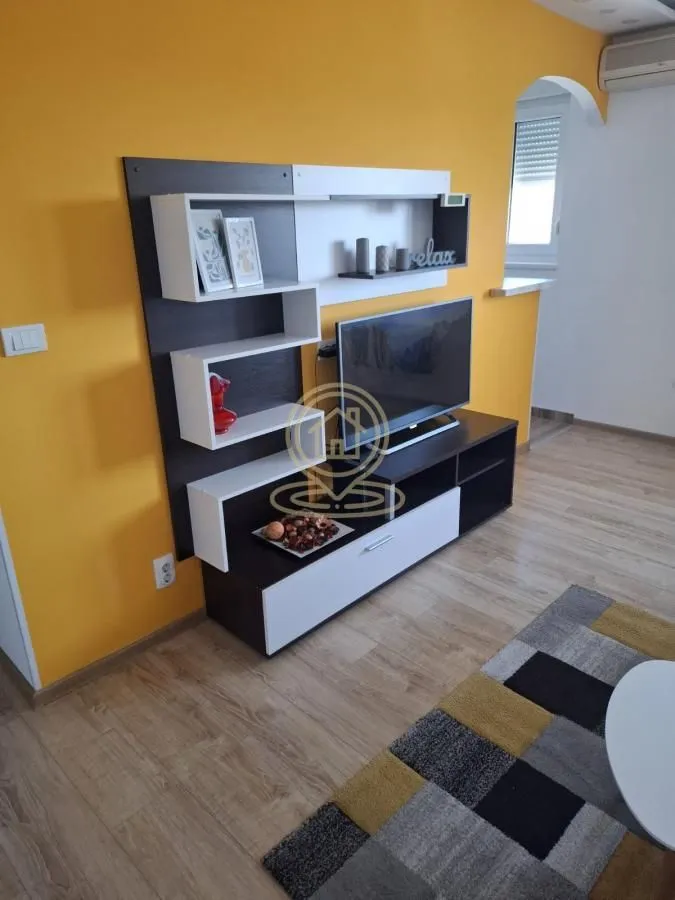 Rent, one bedroom apartment, 34m², Zemun Sve Podlokacije, Beograd