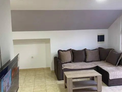 Rent, one bedroom apartment, 45m², Momišići, Podgorica - image 4