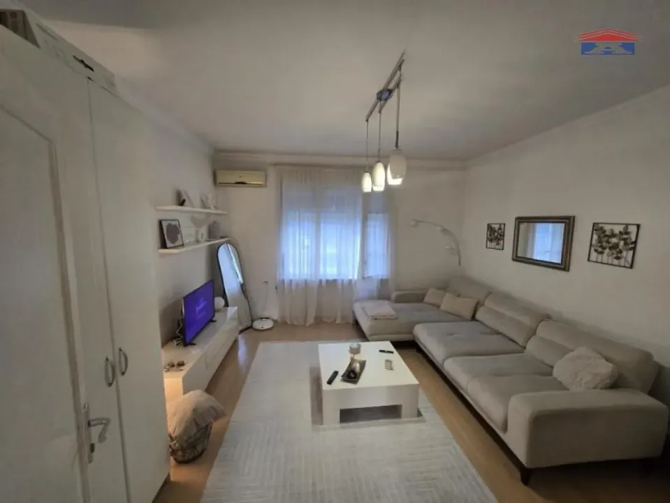 Prodaja, jednosoban stan, 37m², Salajka, Novi Sad Sve Podlokacije