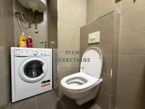 Rent, two bedroom apartment, 68m², City Kvart, Podgorica - image 7