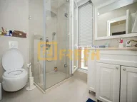 Sale, three bedroom apartment, 180m², City Kvart, Podgorica - image 18