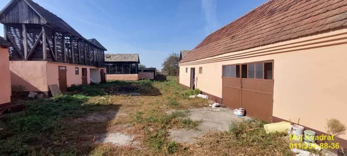 Prodaja, kuća, 411m², Stari Banovci, Stara Pazova