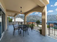 Sale, apartment, 440m², Stoliv, Kotor - image 4