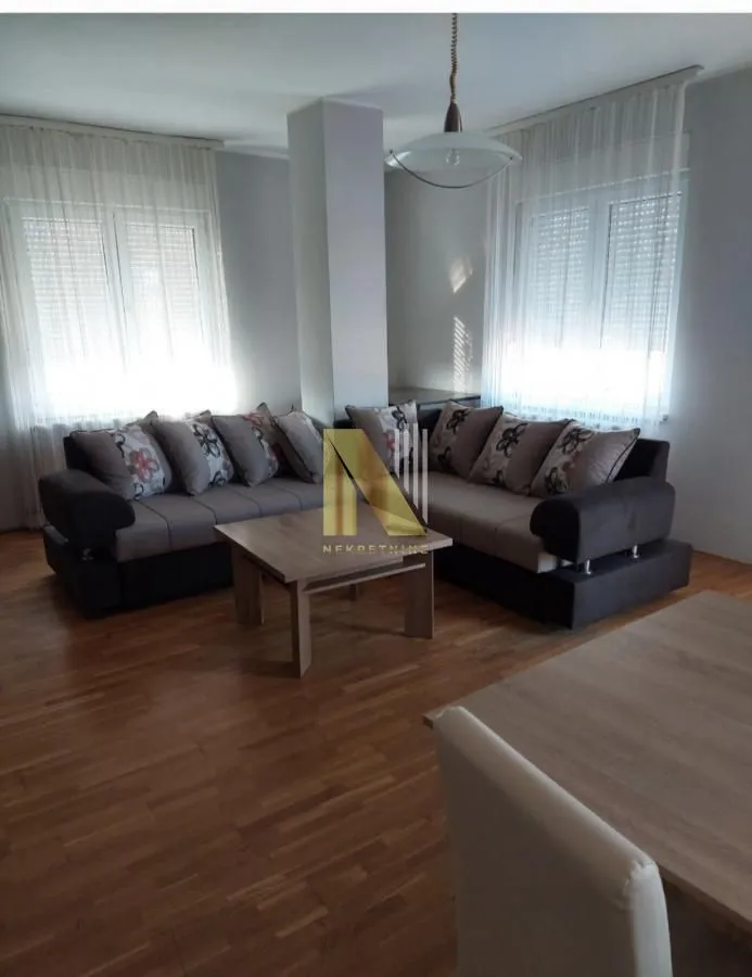 Prodaja, trosoban stan, 76m², Nova Detelinara, Novi Sad Sve Podlokacije