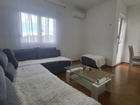 Rent, one bedroom apartment, 46m², Podgorica, Crna Gora