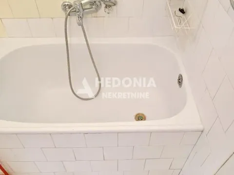 Rent, one bedroom apartment, 33m², Banovo Brdo, Beograd - image 11