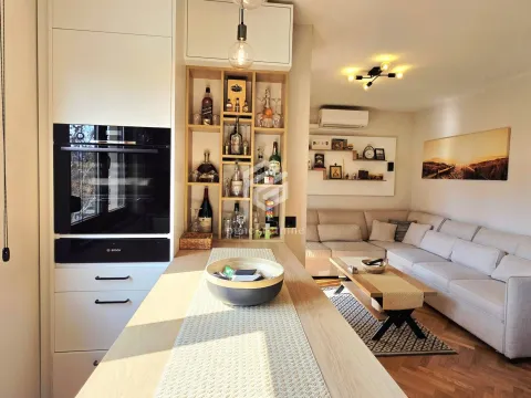 Rent, apartment, 28m², Blok 9, Podgorica - image 7