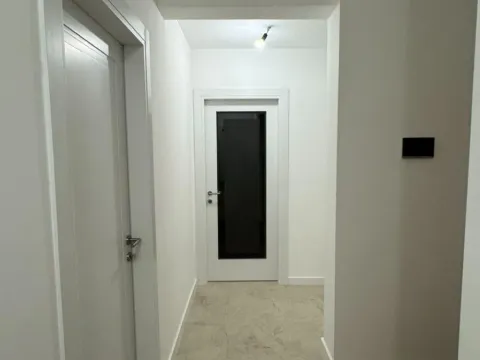 Rent, two bedroom apartment, 64m², Podgorica, Crna Gora - image 7