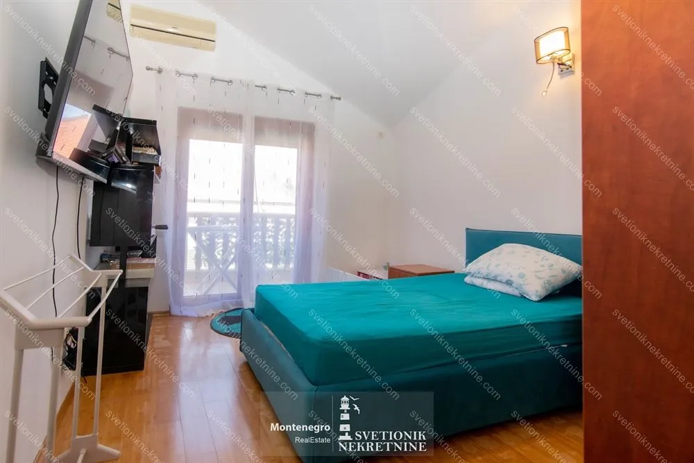 Prodaja, četvorosoban stan, 137m², Topla, Herceg Novi